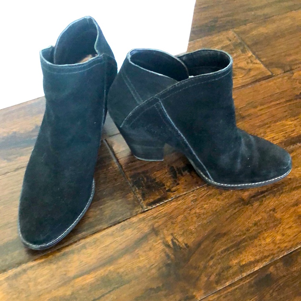 Dolce Vita black booties